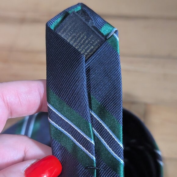Brooks Brothers Rep Tie In Navy-Green Stripe - Picture 3 of 6